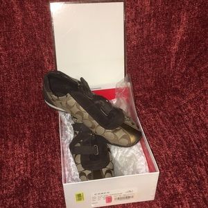 Brown coach tennis shoes